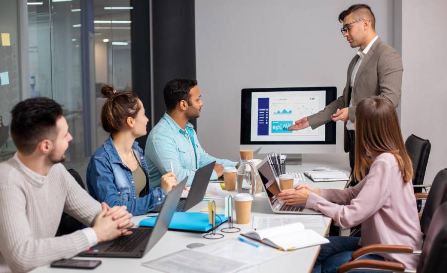 The Role of a Fractional CMO in Modern Marketing Teams